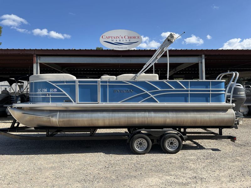 2022 Sylvan 822 Party Fish