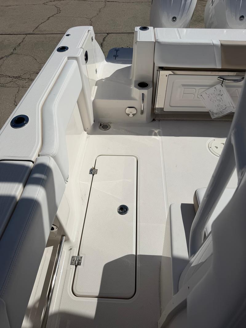 Boat Image 11