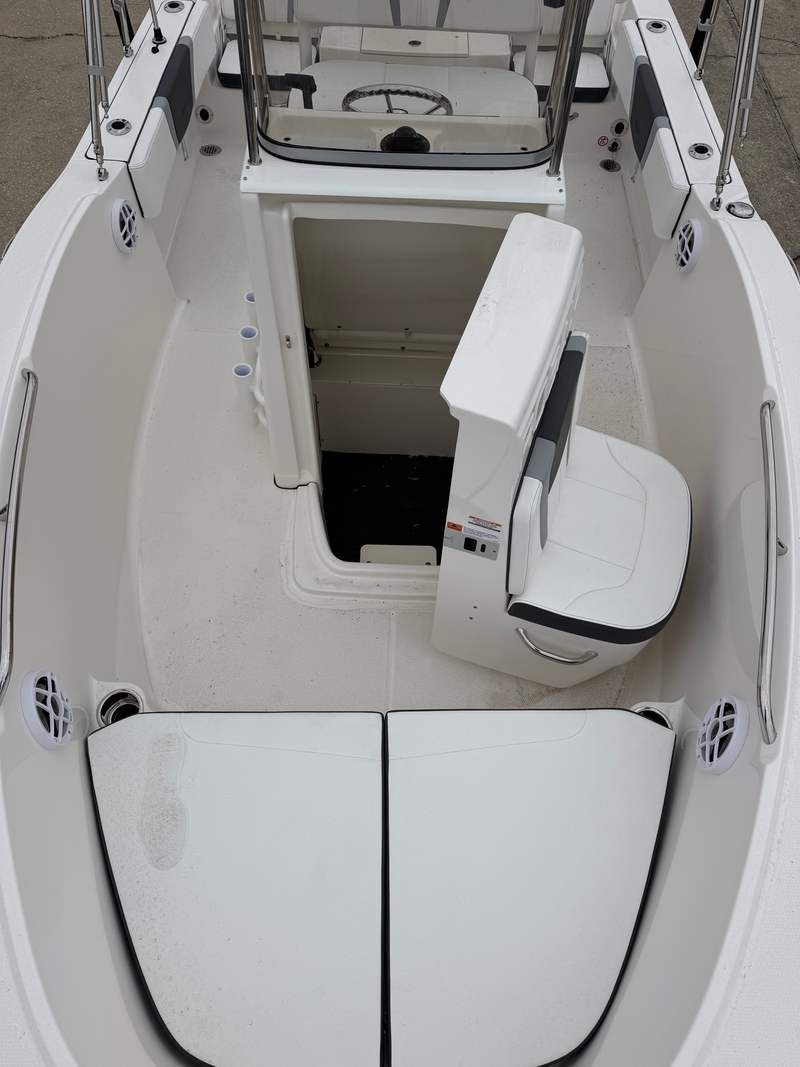 Boat Image 8
