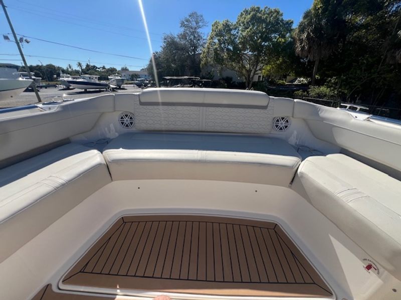 Boat Image 10