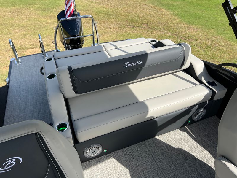 Boat Image 18
