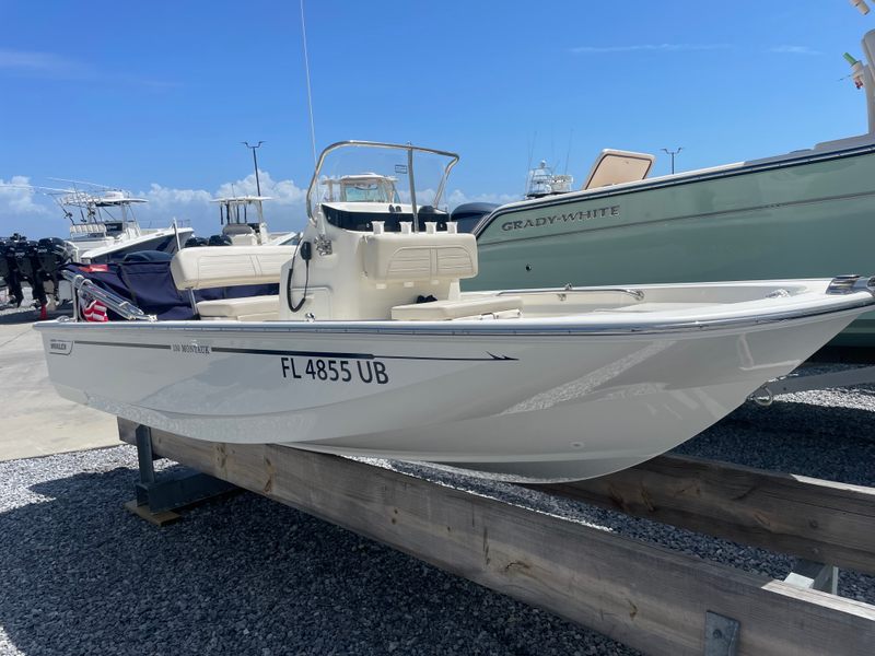 2025 Boston Whaler 150 Montauk