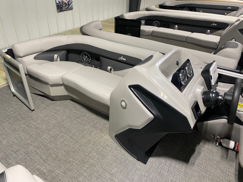 Boat Image 6
