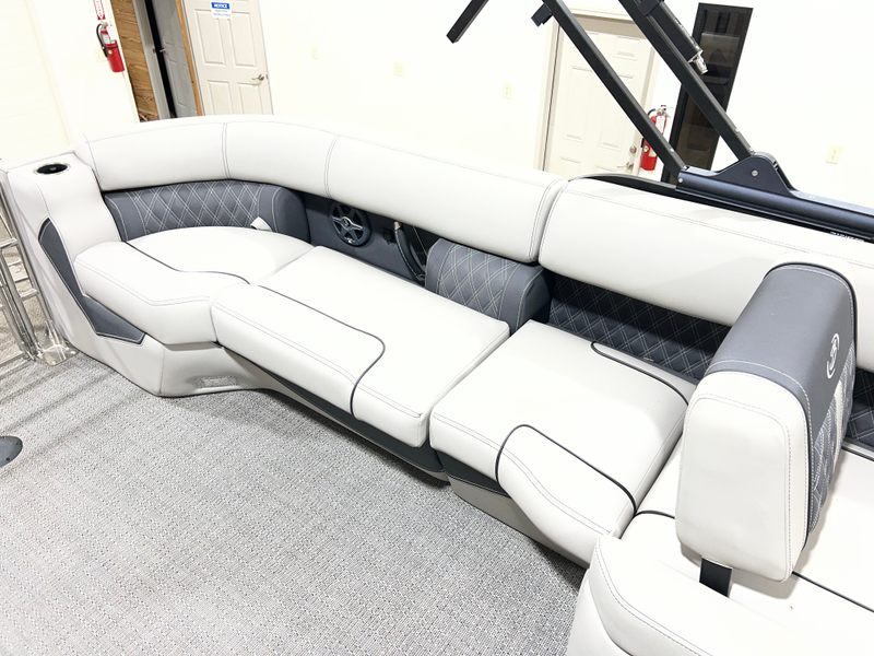 Boat Image 23