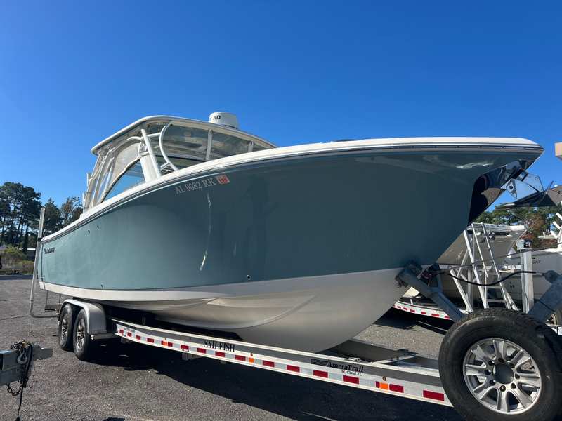 2018 Sailfish 325 DC