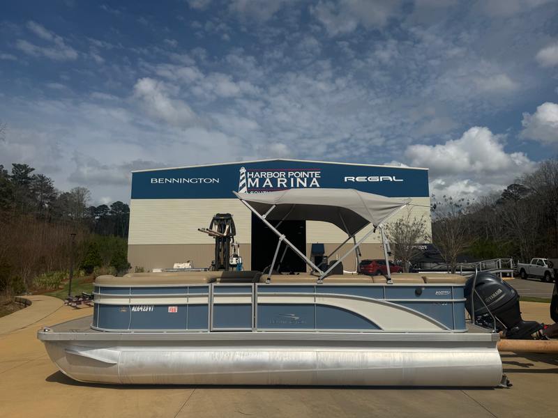 2016 Bennington 22 SL