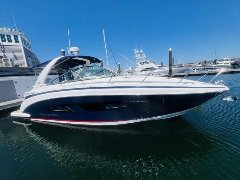 2023 Regal 33 XO