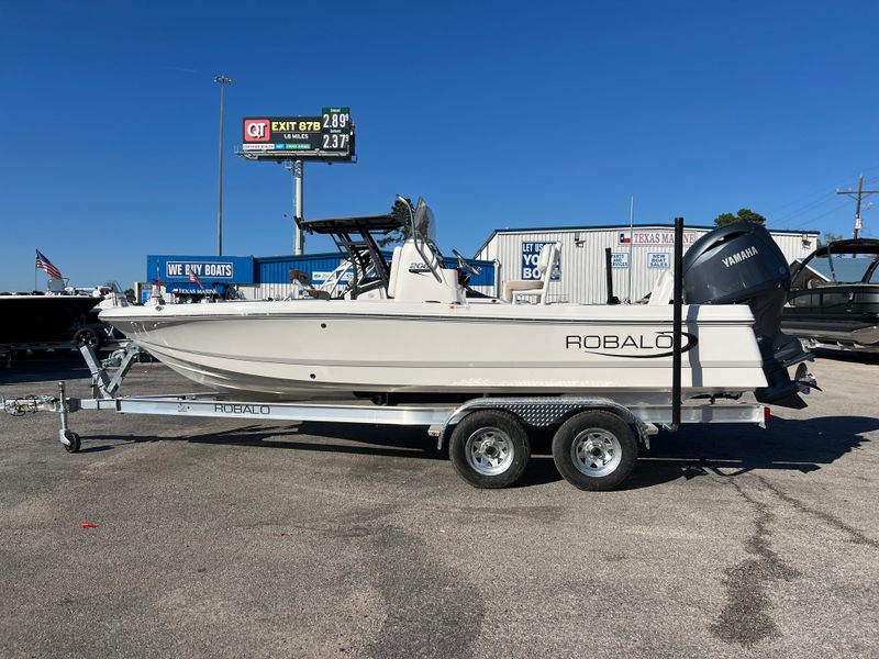 2025 Robalo 206 Cayman STD